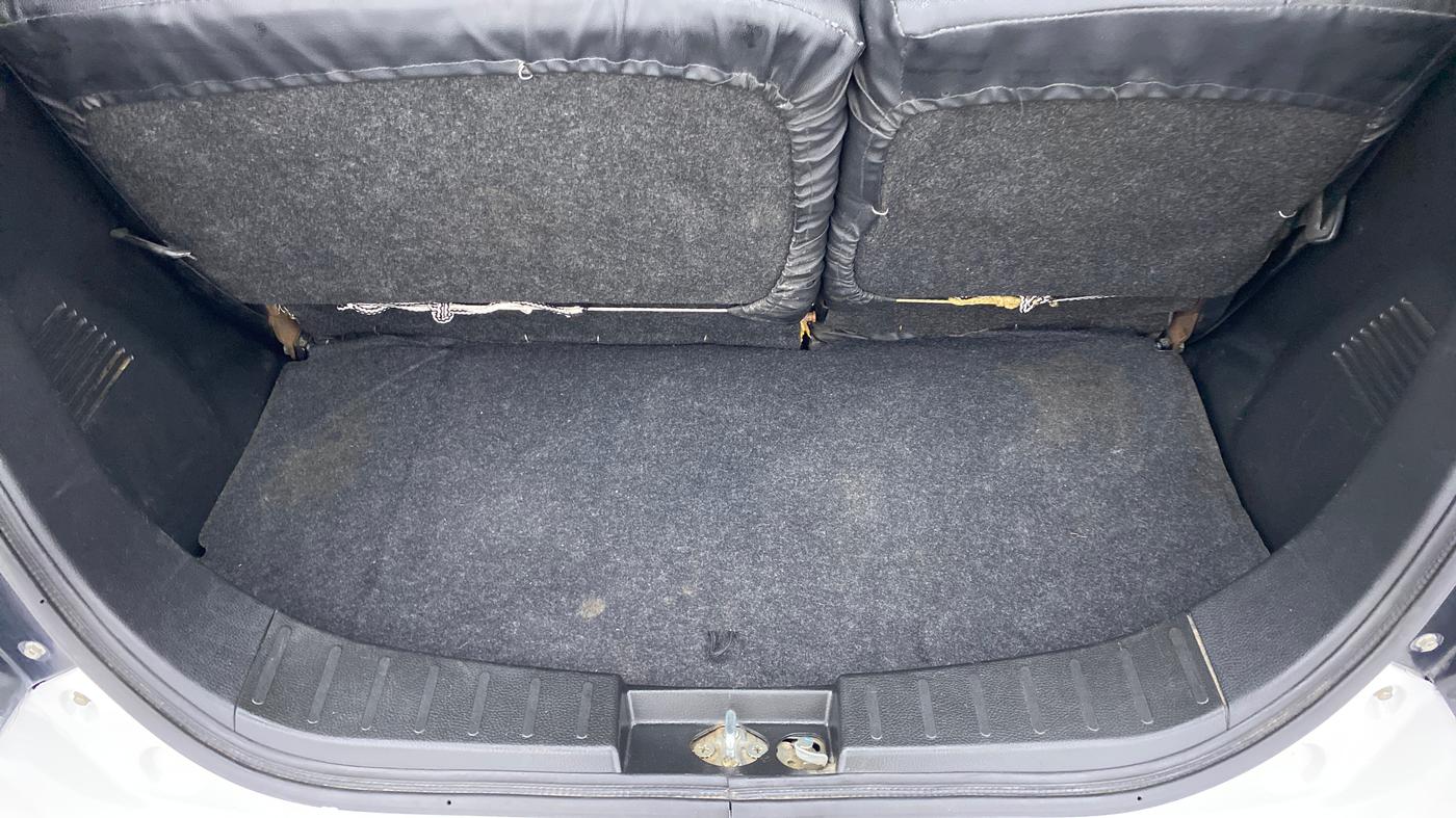 2014 Maruti Wagon R 1.0 VXI, Petrol, Manual, 20,351 km, Boot Inside