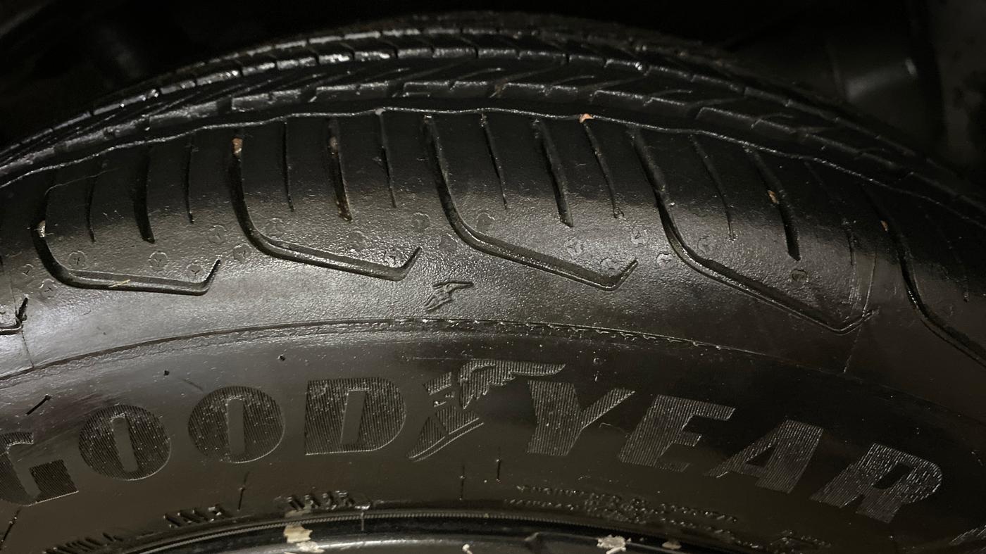 2023 Maruti FRONX DELTA PLUS 1.2L AGS, Petrol, Automatic, 56,506 km, Right Front Tyre Tread