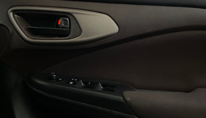 2023 Maruti FRONX DELTA PLUS 1.2L AGS, Petrol, Automatic, 56,471 km, Driver Side Door Panels Control