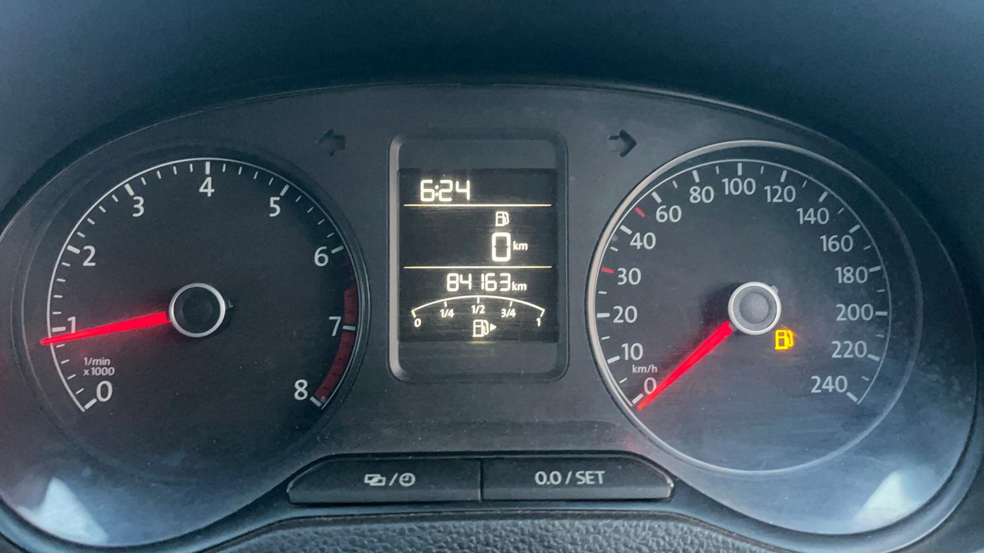 2017 Volkswagen Polo HIGHLINE PLUS 1.2(16 ALLOY, Petrol, Manual, 84,147 km, Odometer Image