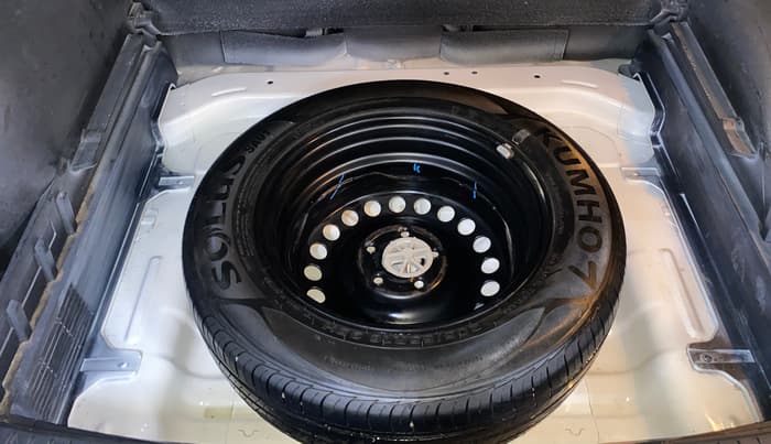 2017 Hyundai Creta E PLUS 1.6 PETROL, Petrol, Manual, 88,846 km, Spare Tyre