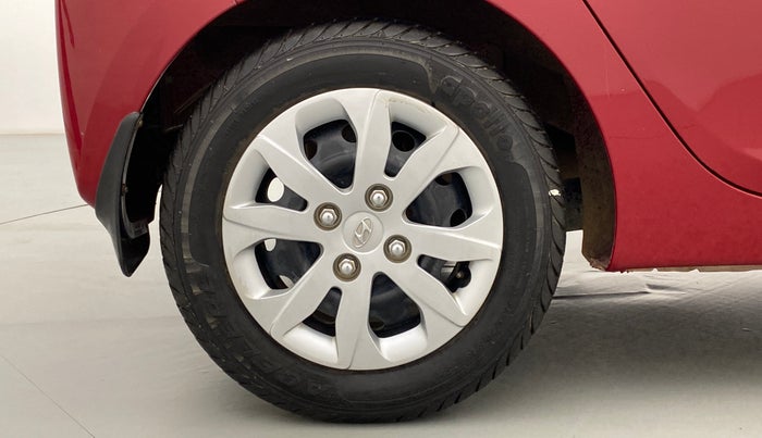 2015 Hyundai Eon SPORTZ, Petrol, Manual, 28,223 km, Right Rear Wheel