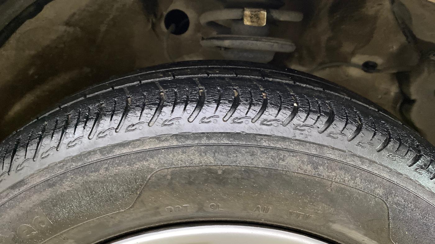 2021 Maruti S PRESSO VXI AMT, Petrol, Automatic, 25,386 km, Right Front Tyre Tread
