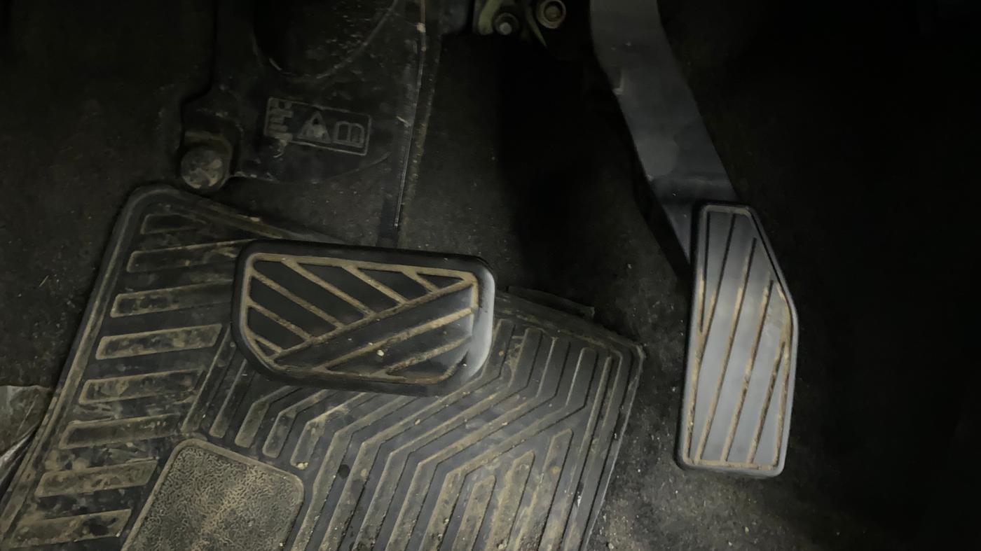 2021 Maruti S PRESSO VXI AMT, Petrol, Automatic, 25,386 km, Pedals