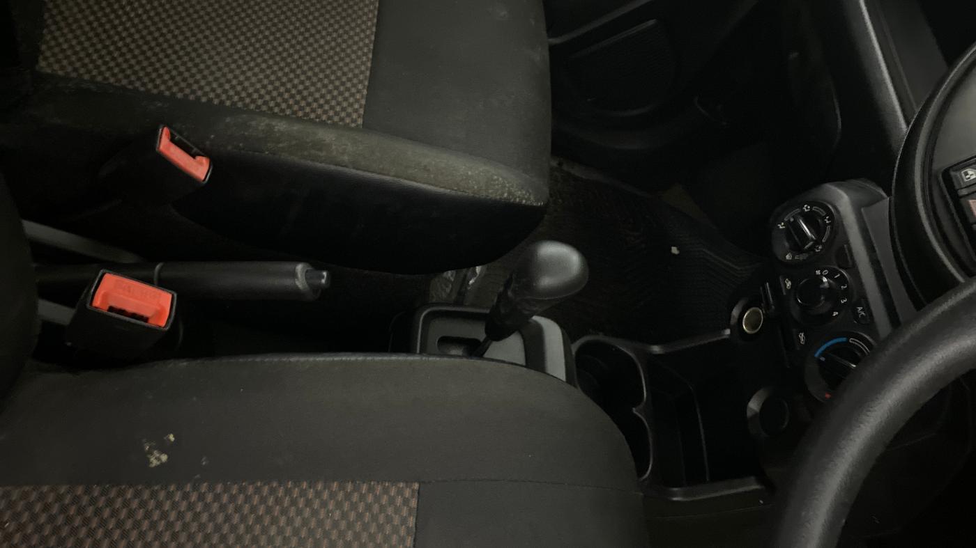 2021 Maruti S PRESSO VXI AMT, Petrol, Automatic, 25,386 km, Gear Lever