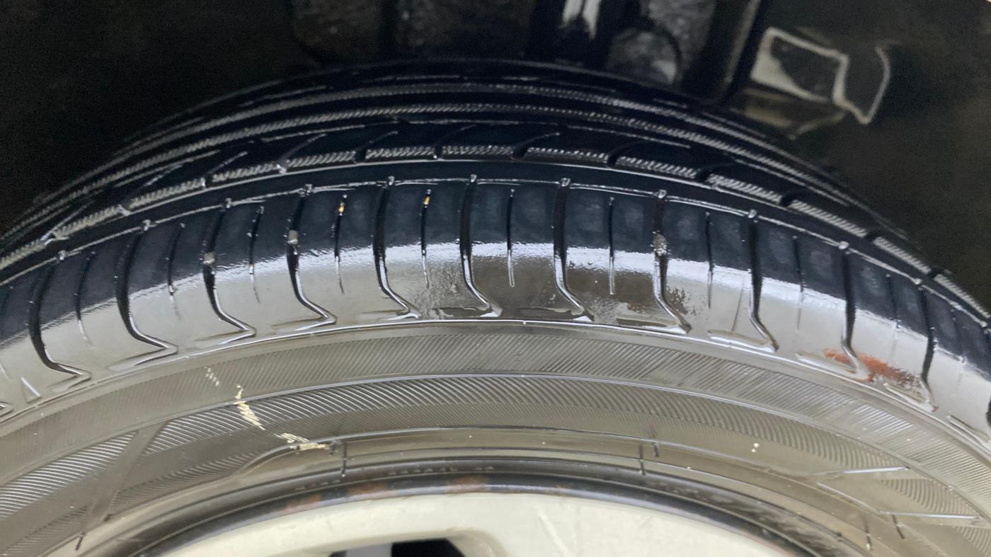 2018 Tata Tiago XT PETROL, Petrol, Manual, 1,48,410 km, Right Front Tyre Tread