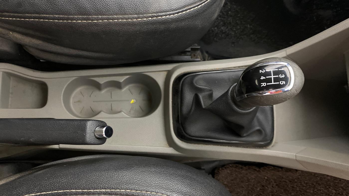 2018 Tata Tiago XT PETROL, Petrol, Manual, 1,48,410 km, Gear Lever