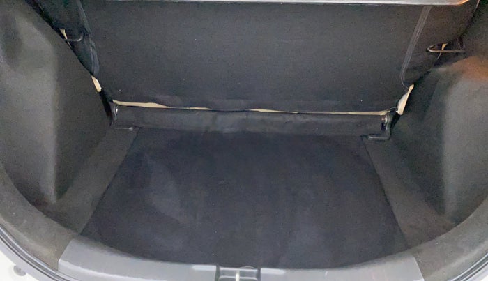 2020 Honda Jazz 1.2 ZX MT, Petrol, Manual, 5,830 km, Boot Inside
