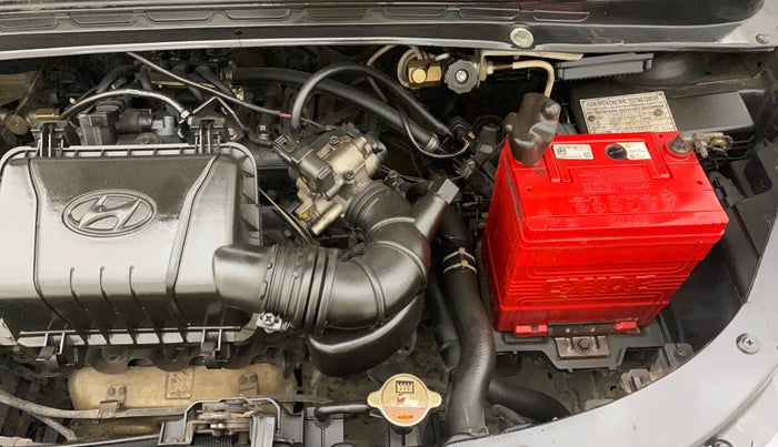 2013 Hyundai i10 MAGNA 1.1, CNG, Manual, 94,389 km, Engine View - Left