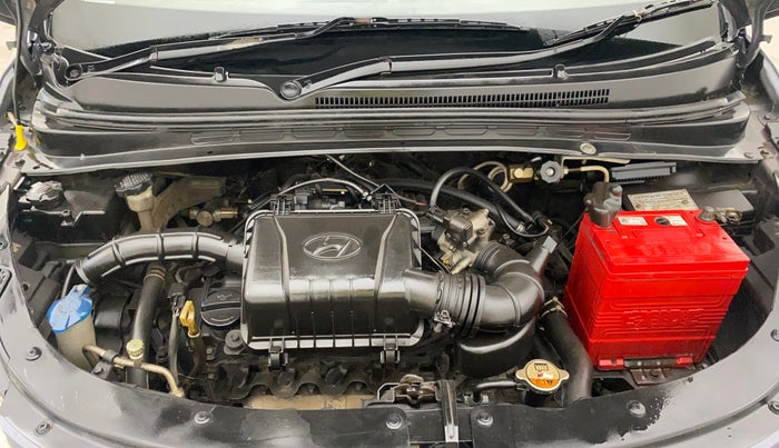 2013 Hyundai i10 MAGNA 1.1, CNG, Manual, 94,389 km, Engine View