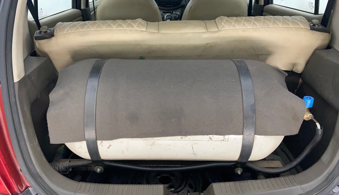 2013 Hyundai i10 MAGNA 1.1, CNG, Manual, 94,389 km, Boot Inside