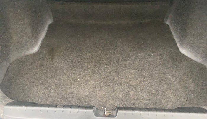 2014 Honda City 1.5L I-VTEC S MT, Petrol, Manual, 1,05,375 km, Boot Inside