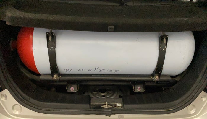 2018 Maruti Wagon R 1.0 LXI CNG, CNG, Manual, 79,463 km, Boot Inside