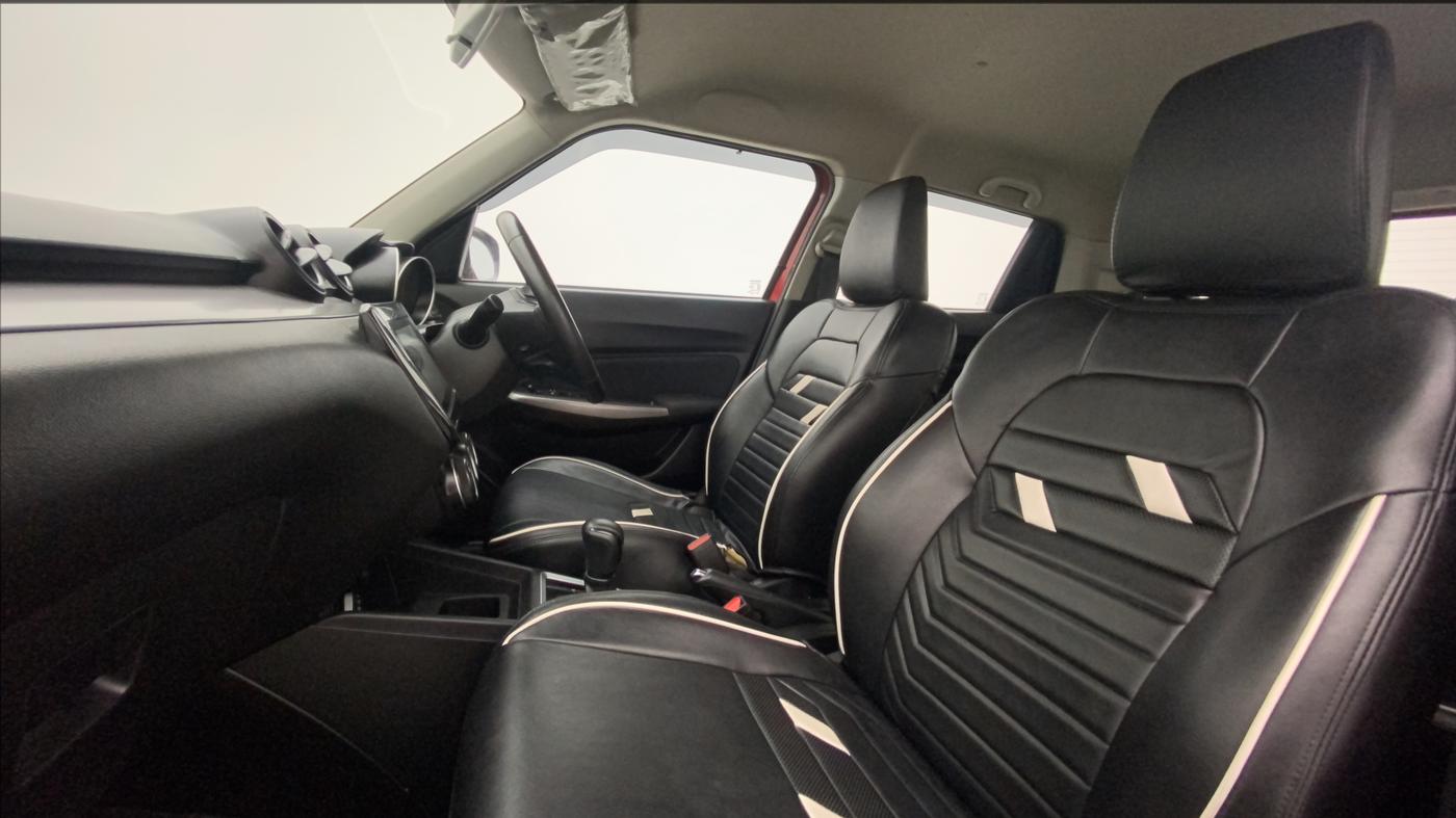 2021 Maruti Swift ZXI PLUS AMT DUAL TONE, Petrol, Automatic, 72,216 km, Right Side Front Door Cabin