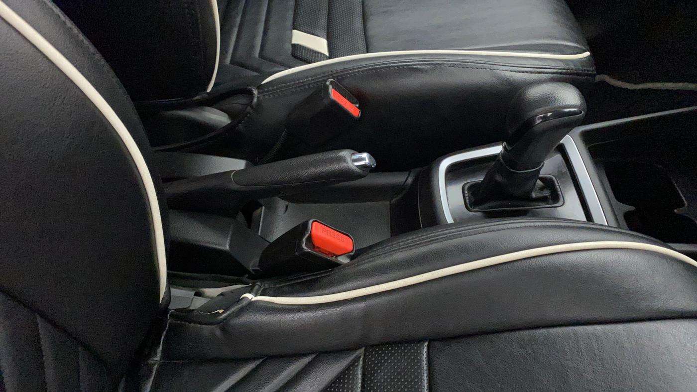 2021 Maruti Swift ZXI PLUS AMT DUAL TONE, Petrol, Automatic, 72,216 km, Gear Lever