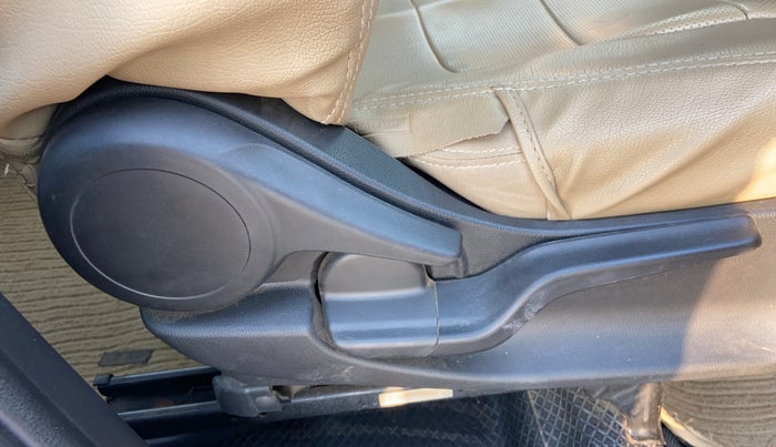 2022 Honda Amaze 1.2L I-VTEC VX CVT, Petrol, Automatic, 86,941 km, Driver Side Adjustment Panel