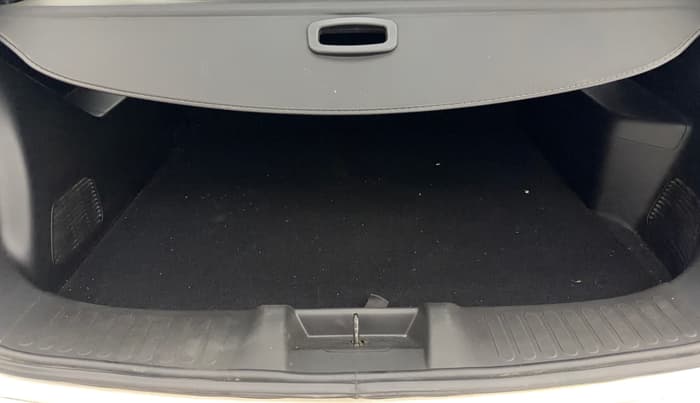 2019 MG HECTOR SHARP 1.5 DCT PETROL, Petrol, Automatic, 33,219 km, Boot Inside