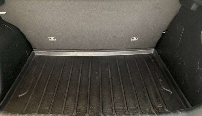 2021 KIA SONET GTX PLUS 1.0 DCT, Petrol, Automatic, 1,09,919 km, Boot Inside