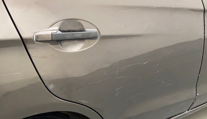 2015 Honda Amaze 1.2L I-VTEC S, Petrol, Manual, 34,026 km, Right rear door - Slightly dented