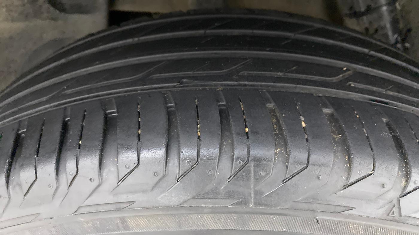 2017 Renault Duster RXZ 85 PS DIESEL, Diesel, Manual, 87,652 km, Right Rear Tyre Tread