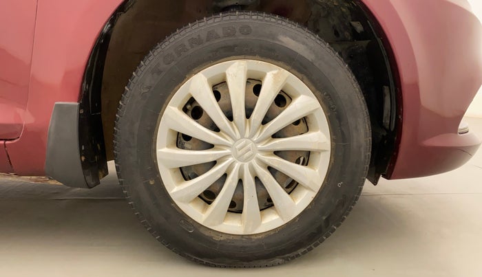 2016 Maruti Swift Dzire VXI, Petrol, Manual, 47,219 km, Right Front Wheel