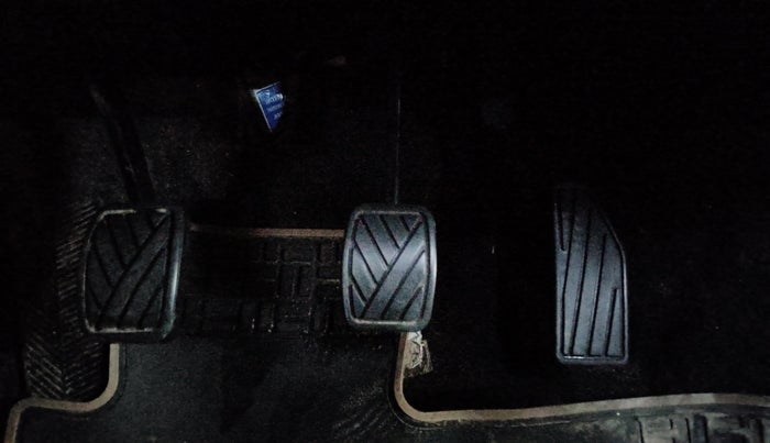 2021 Maruti Baleno ZETA PETROL 1.2, Petrol, Manual, 14,157 km, Pedals