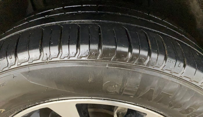 2021 Tata NEXON XZA PLUS PETROL, Petrol, Automatic, 59,832 km, Right Front Tyre Tread