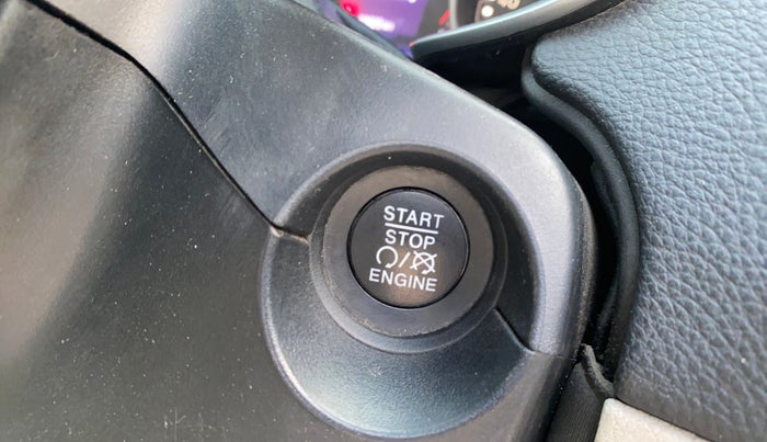 2019 Jeep Compass LIMITED 2.0 DIESEL, Diesel, Manual, 80,600 km, Keyless Start/ Stop Button