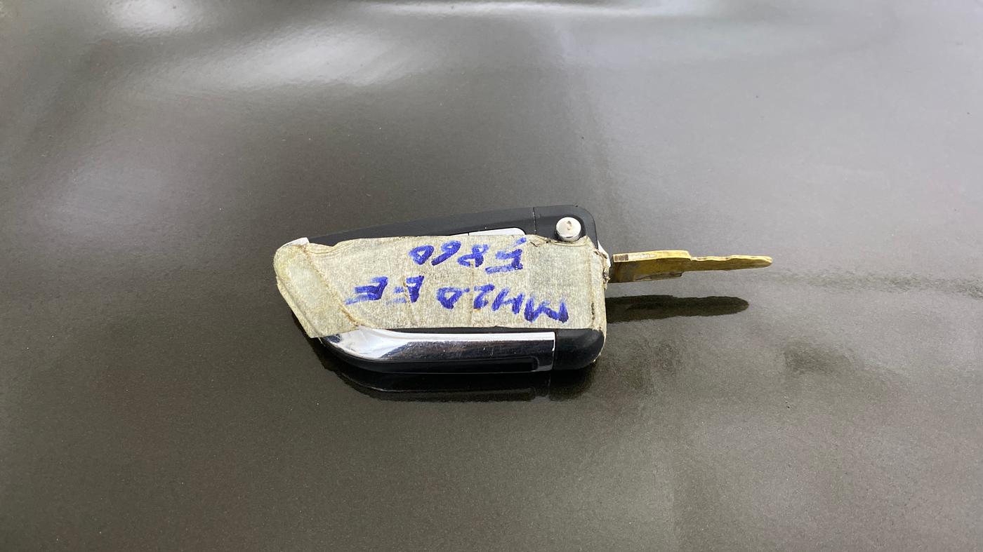 2017 Renault Kwid RXL, Petrol, Manual, 1,13,695 km, Key Close Up