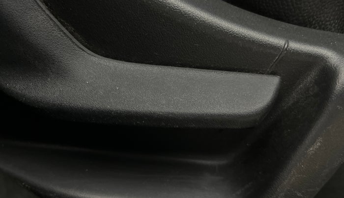 2022 Maruti New Wagon-R LXI CNG 1.0, CNG, Manual, 54,284 km, Driver Side Adjustment Panel