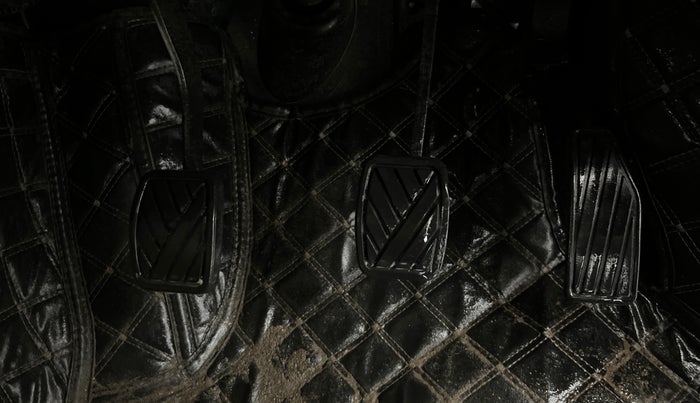 2022 Maruti New Wagon-R LXI CNG 1.0, CNG, Manual, 54,284 km, Pedals