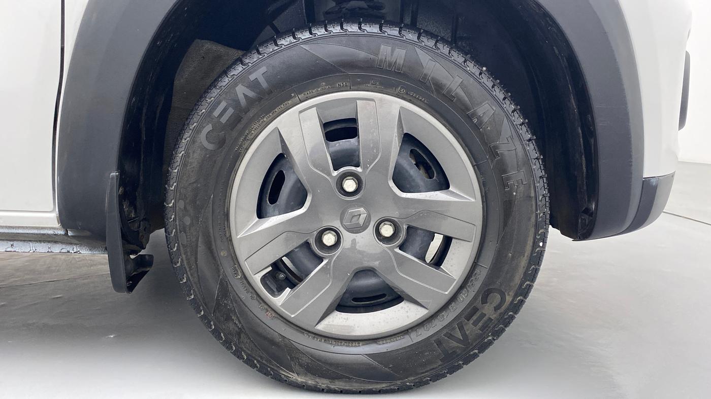 2018 Renault Kwid 1.0 RXT Opt, Petrol, Manual, 17,110 km, Right Front Wheel