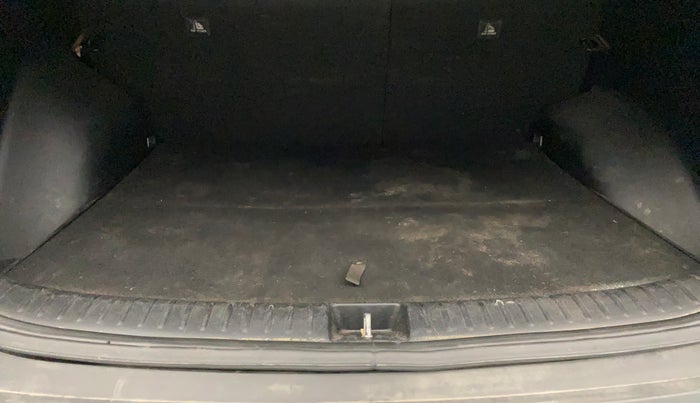 2022 KIA SELTOS HTX DIESEL 1.5, Diesel, Manual, 1,10,027 km, Boot Inside