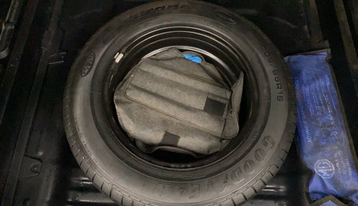 2022 KIA SELTOS HTX DIESEL 1.5, Diesel, Manual, 1,10,027 km, Spare Tyre