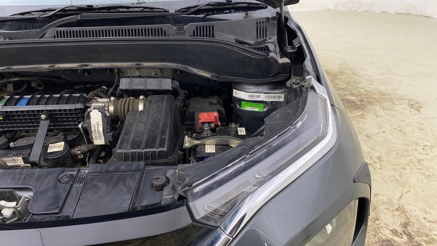 2024 Tata PUNCH ACCOMPLISHED AMT, Petrol, Automatic, 18,344 km, Engine View - Left