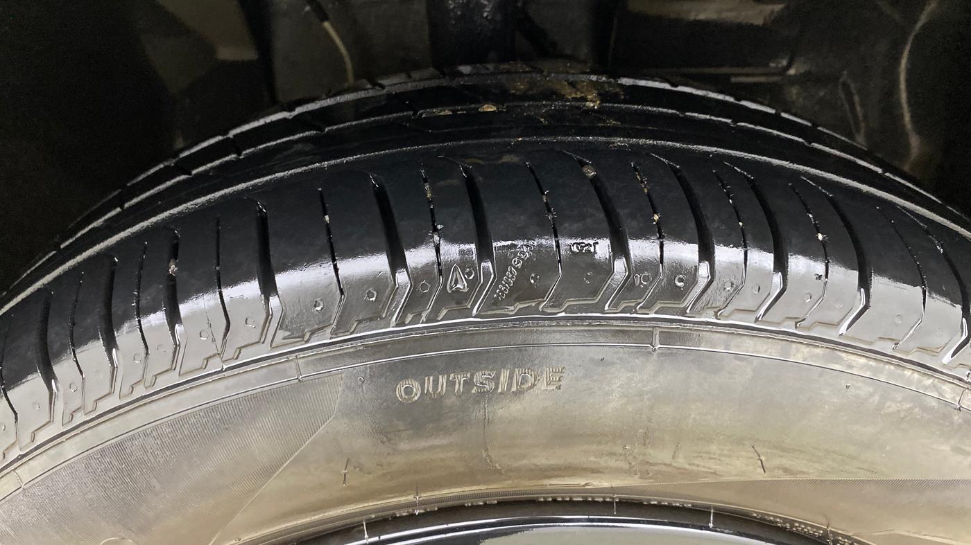 2024 Tata PUNCH ACCOMPLISHED AMT, Petrol, Automatic, 18,344 km, Right Front Tyre Tread