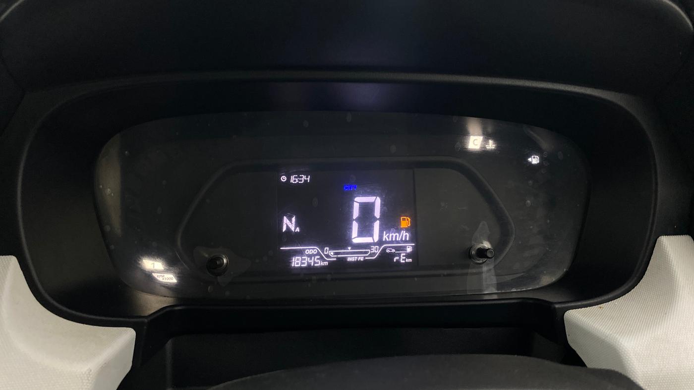2024 Tata PUNCH ACCOMPLISHED AMT, Petrol, Automatic, 18,344 km, Odometer Image