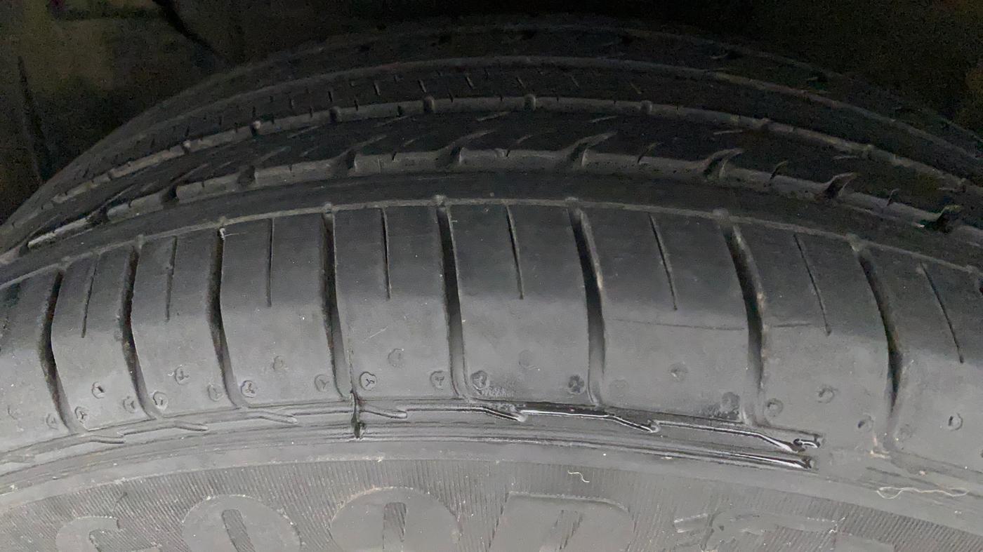 2020 KIA SELTOS HTK PLUS 1.5, Petrol, Manual, 65,373 km, Left Front Tyre Tread