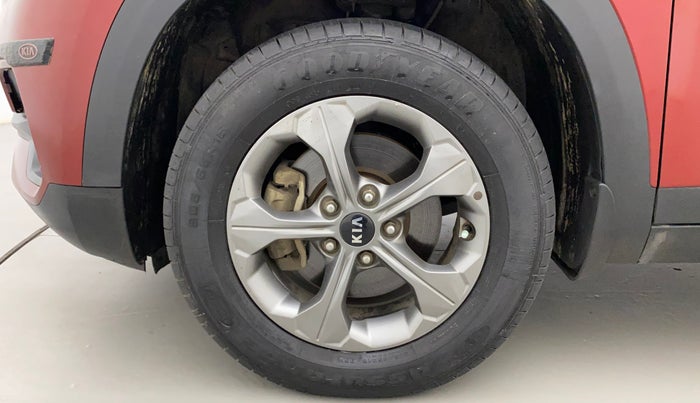 2020 KIA SELTOS HTK PLUS 1.5, Petrol, Manual, 65,373 km, Left Front Wheel