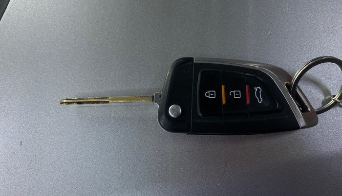 2013 Honda Brio S MT, Petrol, Manual, 85,021 km, Key Close Up