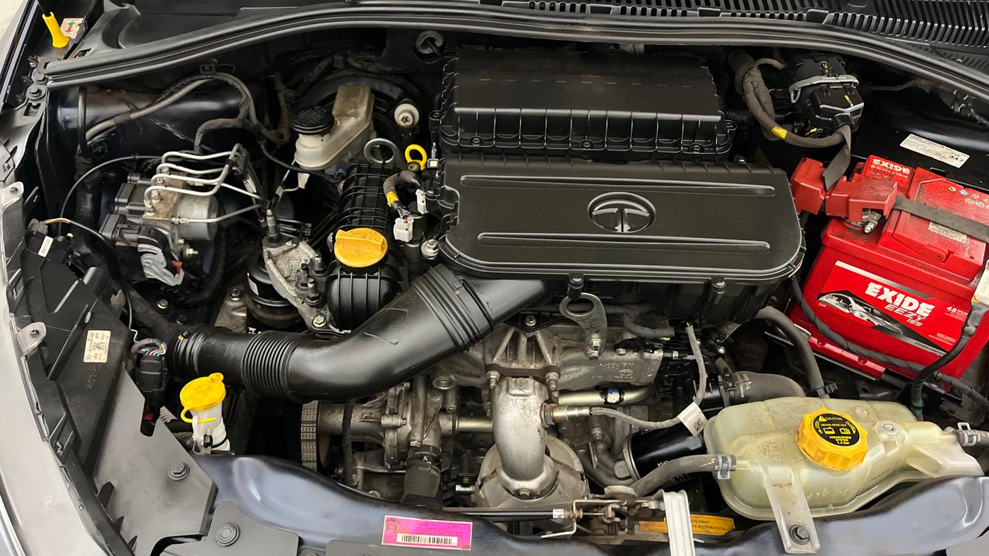 2022 Tata Tiago XZA PLUS PETROL, Petrol, Automatic, 47,483 km, Engine View - Right