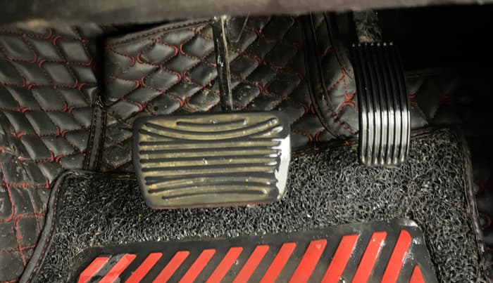 2021 Mahindra Thar LX PETROL HT 4WD AT, Petrol, Automatic, 78,013 km, Pedals
