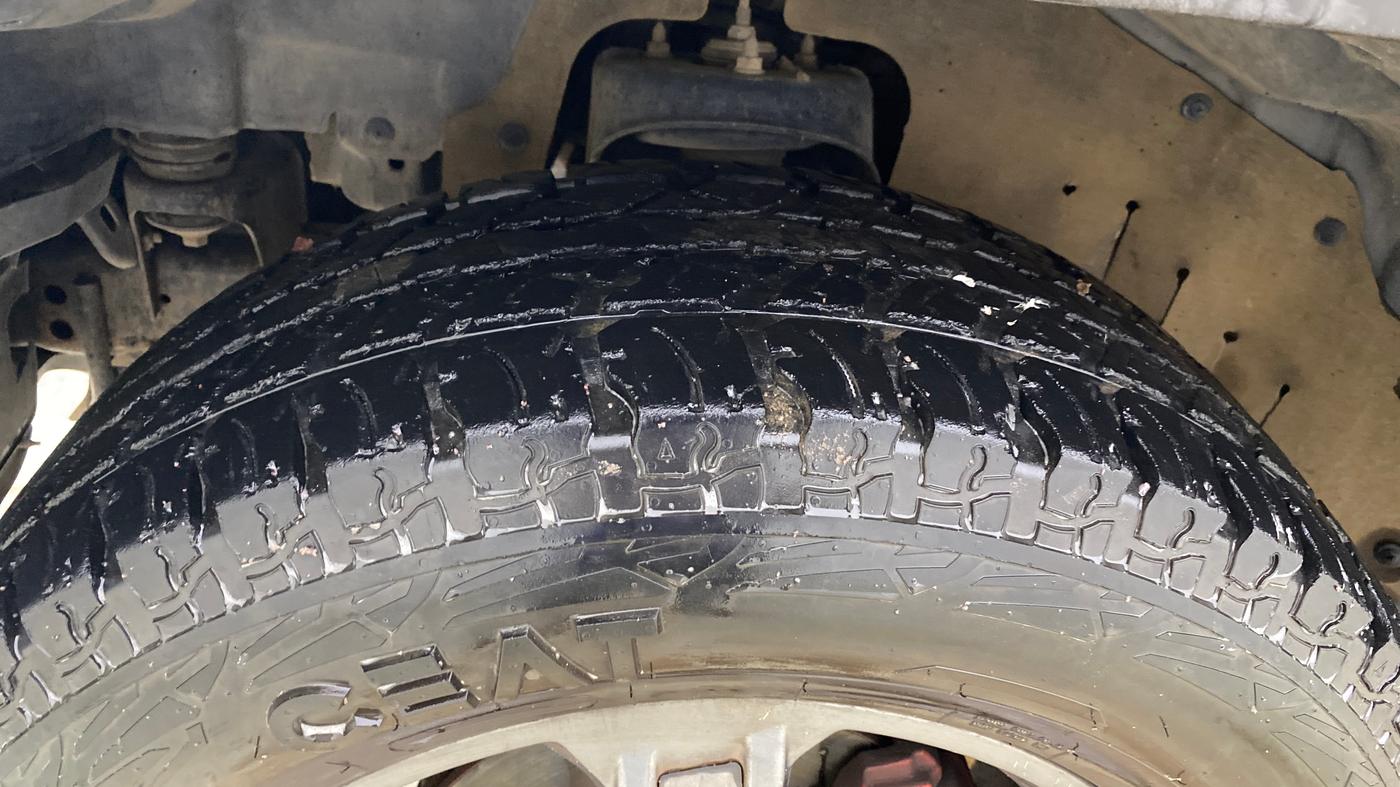 2021 Mahindra Thar LX PETROL HT 4WD AT, Petrol, Automatic, 78,013 km, Left Front Tyre Tread