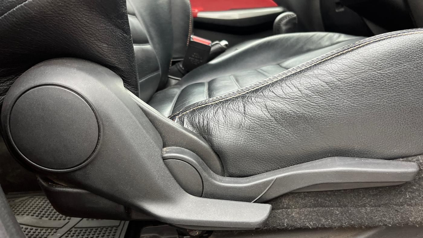 2018 Maruti Swift ZXI AMT, Petrol, Automatic, 56,882 km, Driver Side Adjustment Panel
