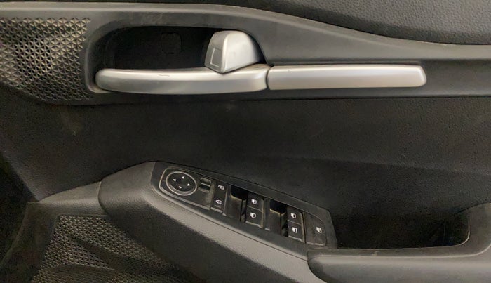 2021 KIA SELTOS HTK 1.5 PETROL, Petrol, Manual, 66,115 km, Driver Side Door Panels Control