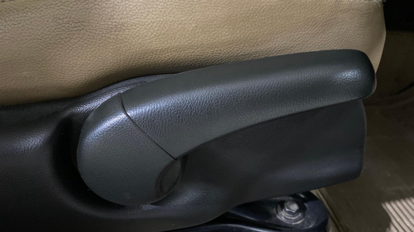 2014 Honda City 1.5L I-VTEC SV, Petrol, Manual, 61,921 km, Driver Side Adjustment Panel
