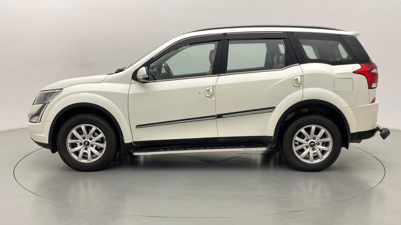 2019 Mahindra XUV500 W9, Diesel, Manual, 66,576 km, Left Side