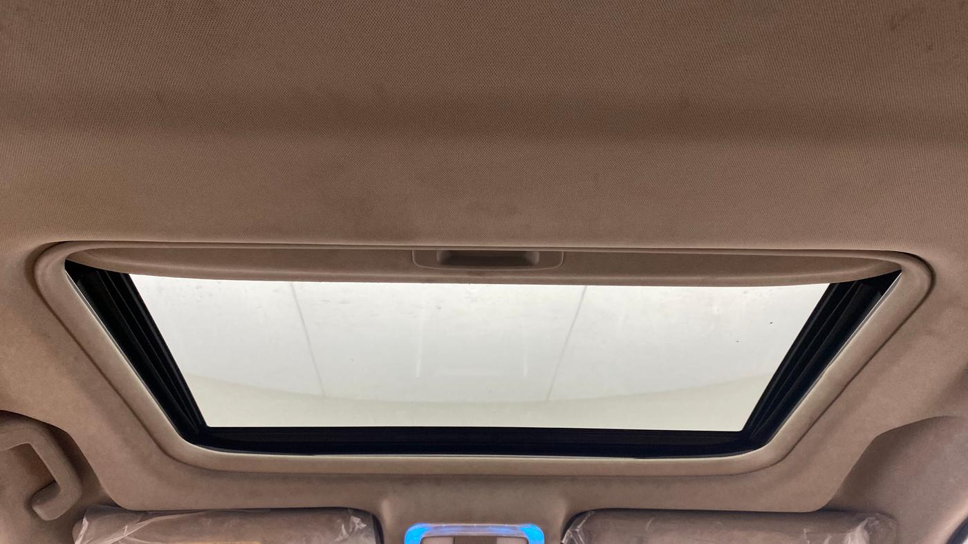 2019 Mahindra XUV500 W9, Diesel, Manual, 66,576 km, Moonroof/ Sunroof