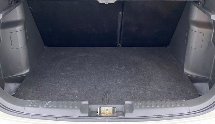 2018 Maruti Vitara Brezza ZDI PLUS, Diesel, Manual, 81,744 km, Boot Inside