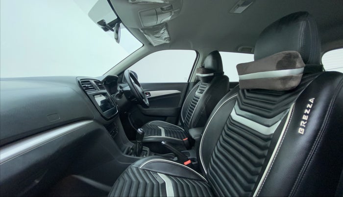 2018 Maruti Vitara Brezza ZDI PLUS, Diesel, Manual, 81,744 km, Right Side Front Door Cabin